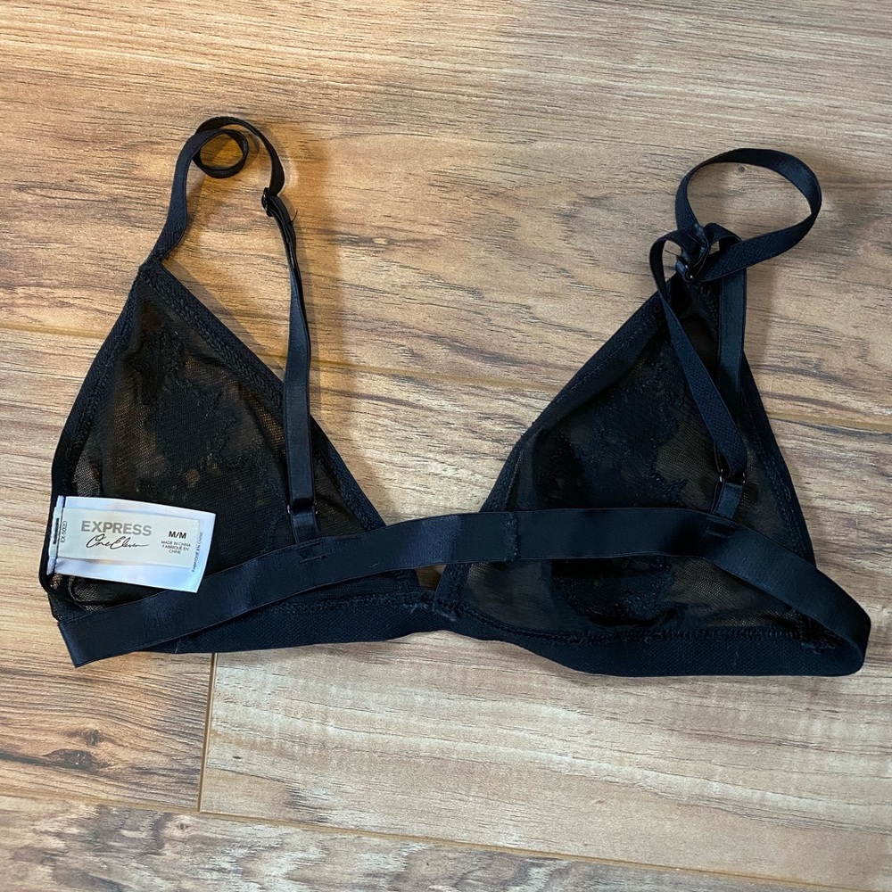 Express Bralette - Picture 3 of 4